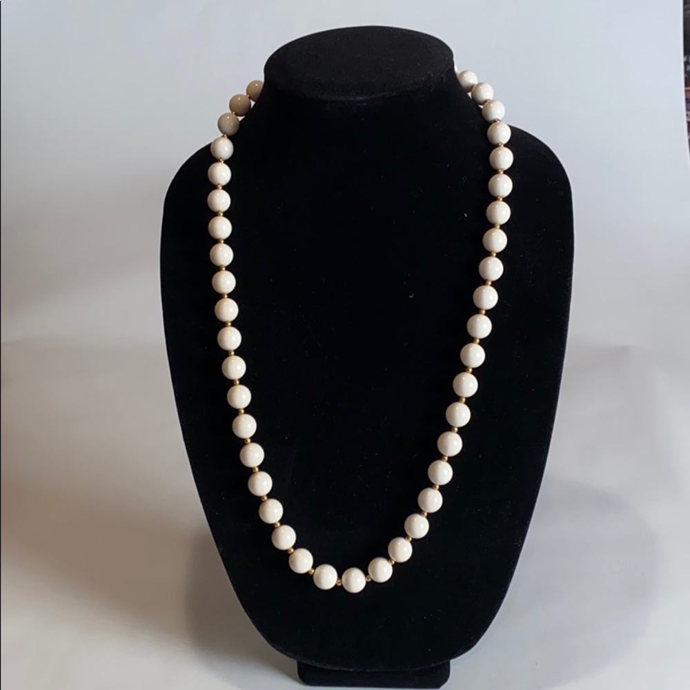 Faux-pearl beaded necklace